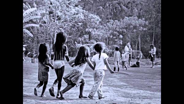 criancas indigenas