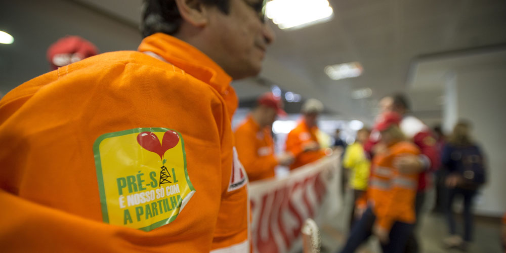pre-sal-e-nosso-partilha-adesivo