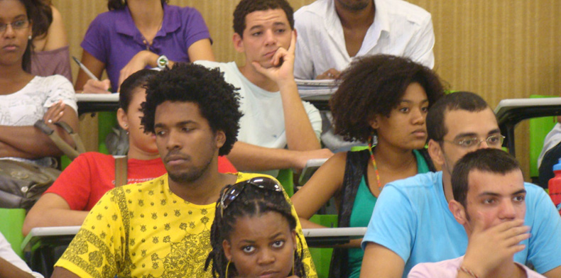 negros-nas-federais