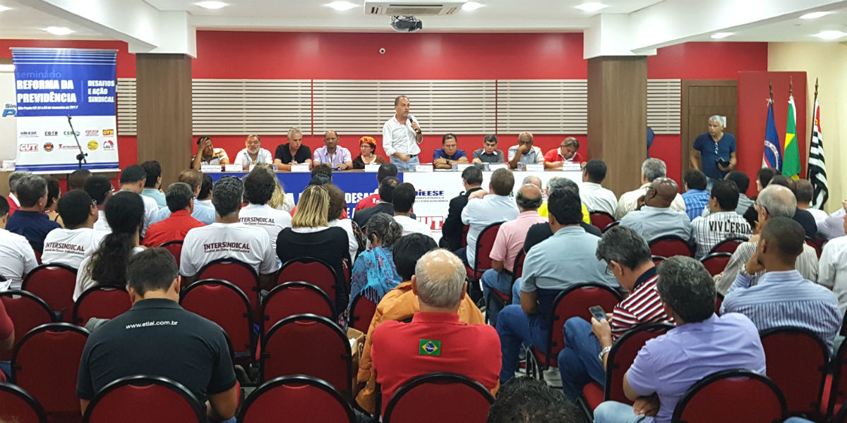 seminario-acao-sindical-previdencia-mesa-centrais