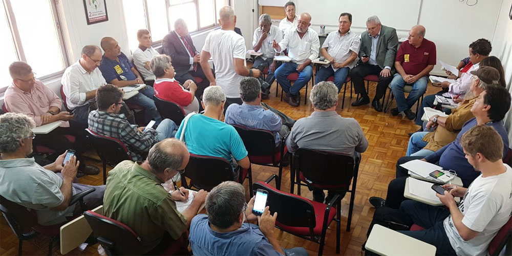 reuniao-centrais-sindicais-greve-geral-29-05-17