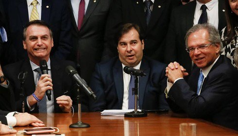 maia_com_bolsonaro_e_guedes